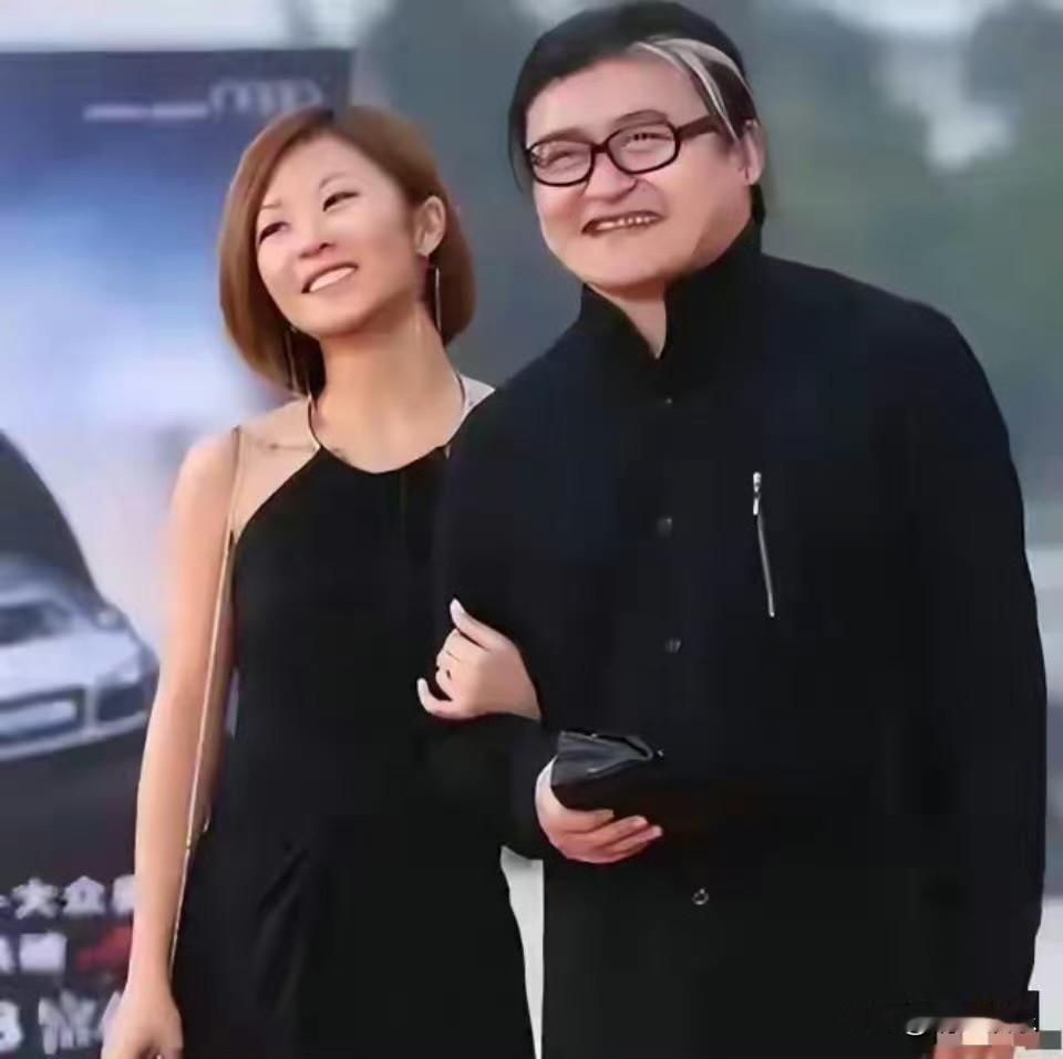原来他是刘欢的女婿，长相帅气，履历优秀，难怪能娶到刘一丝！