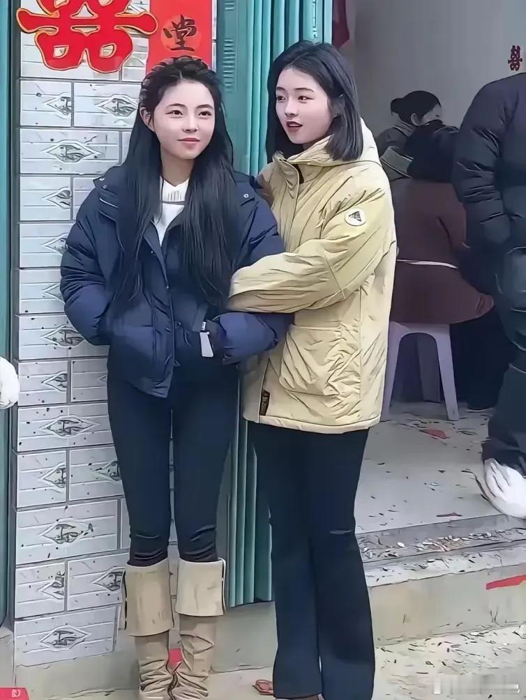 一个结婚，一个未婚，你能看得出来吗？ ​​​