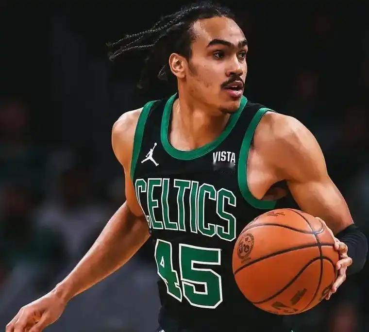 山东高速篮球俱乐部正式宣布！NBA后卫加盟山东男篮，携手王岚嵚，冲击前四

班顿
