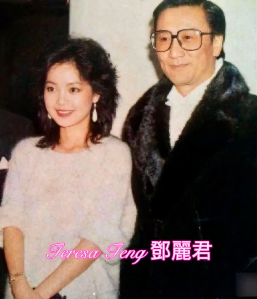 1983年1月，凯撒皇宫于香港丽晶酒店举行大型酒会，为邓丽君即将于农历新年期间在