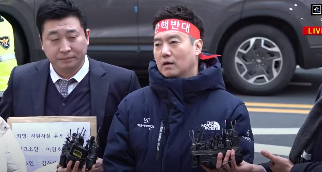 金赛纶方考虑起诉金秀贤方金赛纶生前遭到威胁 ​​ 横竖研究所称金赛纶曾遭到金秀贤