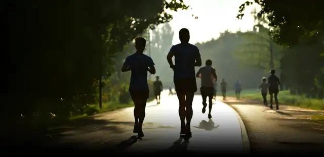 每天10分钟高强度运动，激活抗癌力超简单！
 
还在愁没时间运动？最新研究发现，