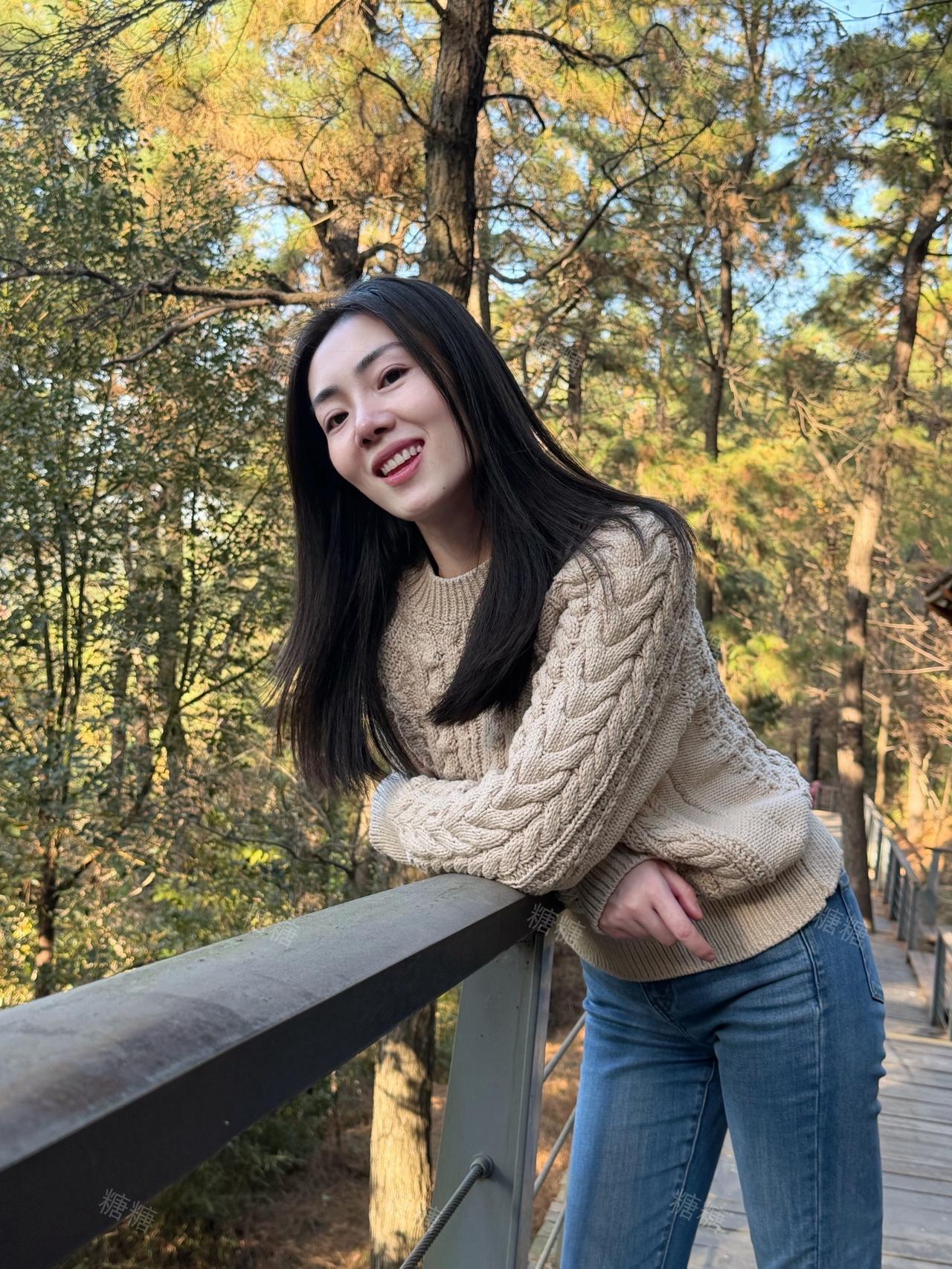 人来人往，你要做你应该做的事情
秋日穿搭