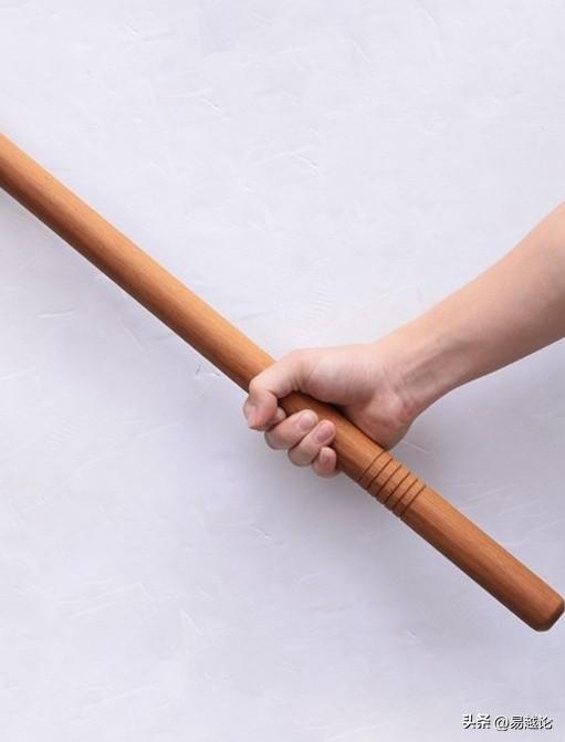 有人说，对台湾，就应该像父母对孩子一样，不能太“尊重”你的孩子，该爱爱，该骂骂，