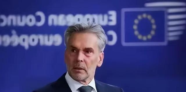 荷兰曾扬言“硬抢稀土”？荷兰官员表示，如果中国断供稀土，他们会采取“必要手段”。