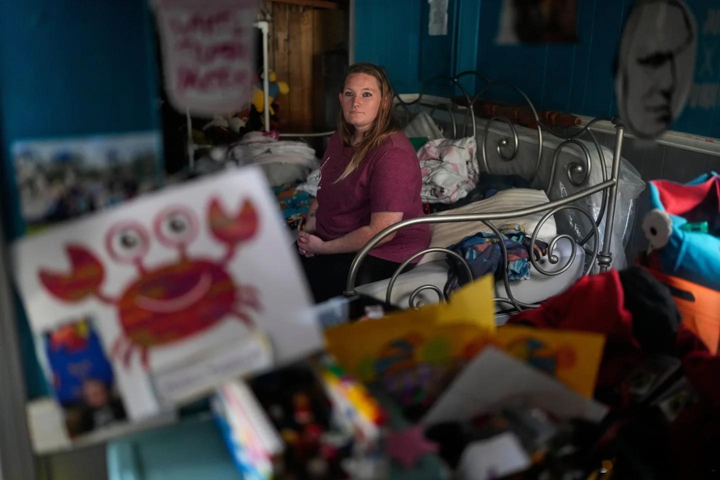 【快速推出的50美元现金救济计划如何帮助了贫困家庭？】（美联社）进入年底的最后几