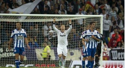 【西甲-皇马5-1拉科鲁尼亚】10月1日消息，西甲第6轮，皇家马德里主场5比1大