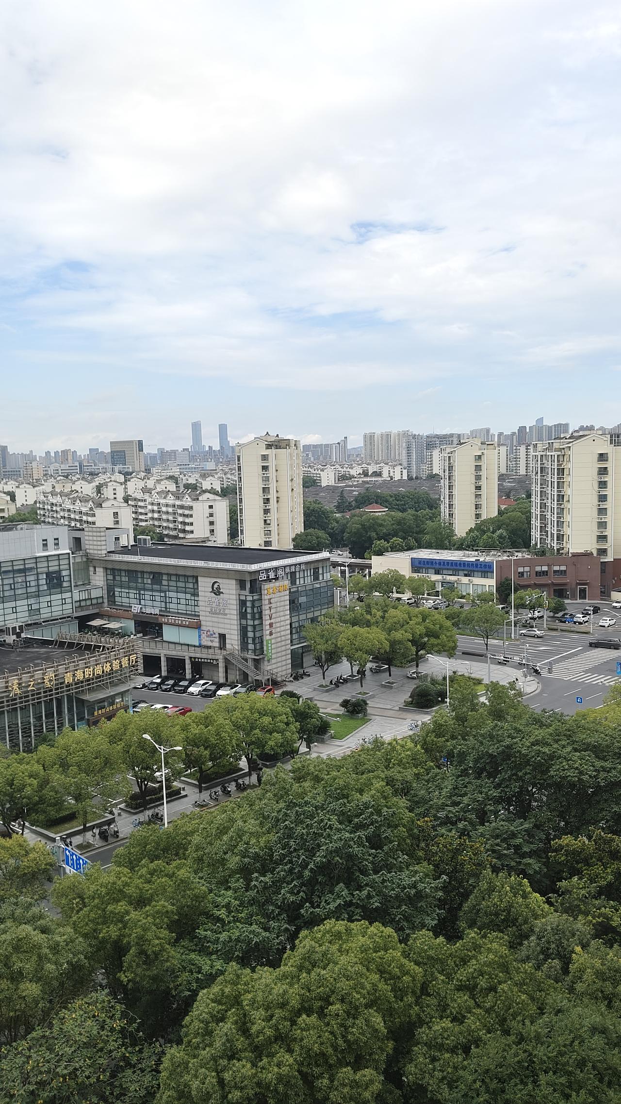 台风在哪呢，天气很好啊，今天