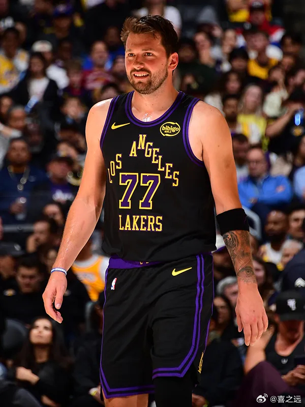 比肩传奇！东契奇三月总得分破600分 1987年乔丹后首人北京时间4月1日，洛杉