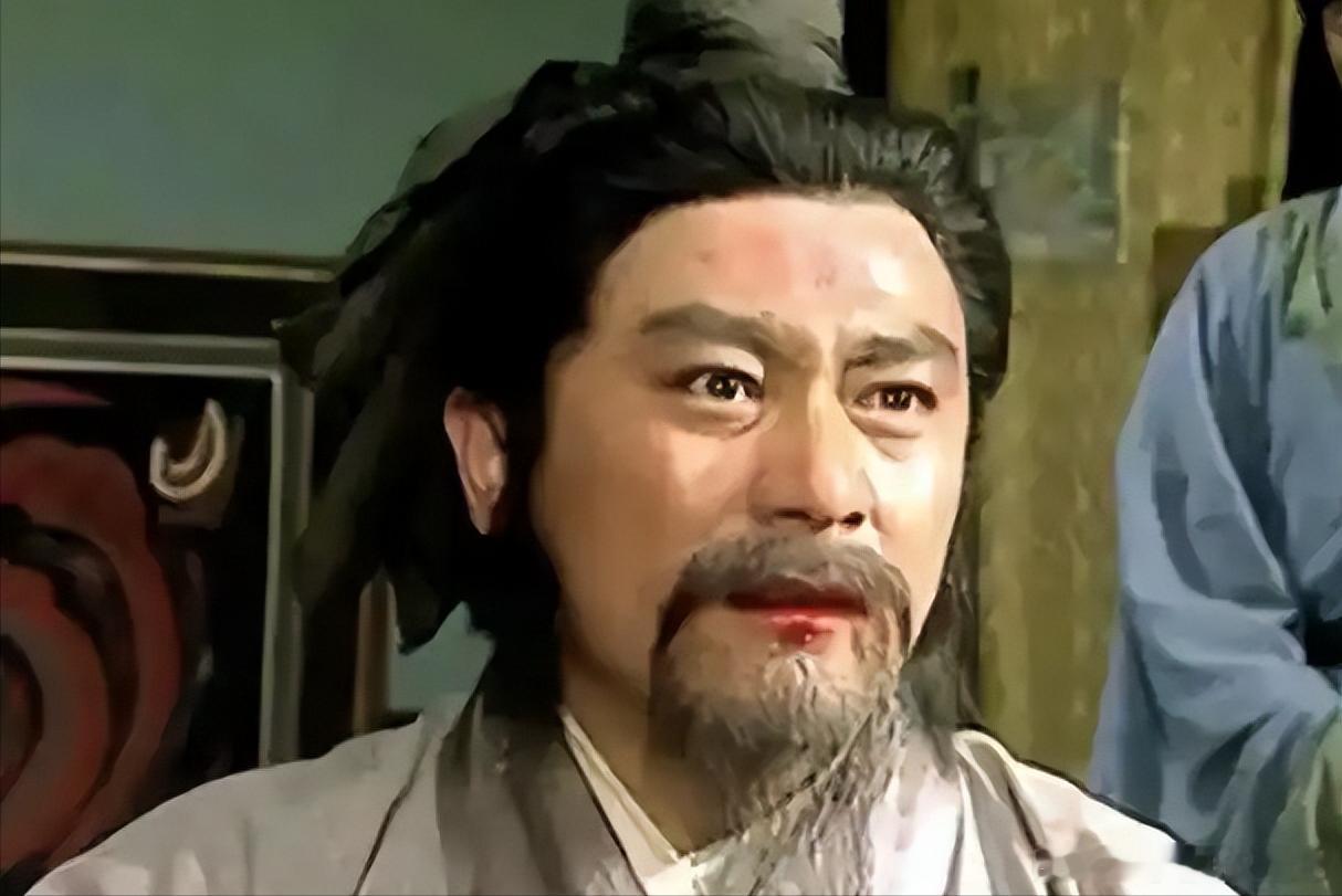 公元 222 年，刘备怀着为关羽报仇的怒火杀向东吴，却被年轻的陆逊一把火将数万蜀