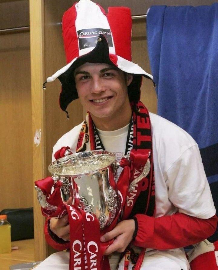 C罗[超话]和c罗一起siu到最后 📷❤️🤍 ​​​