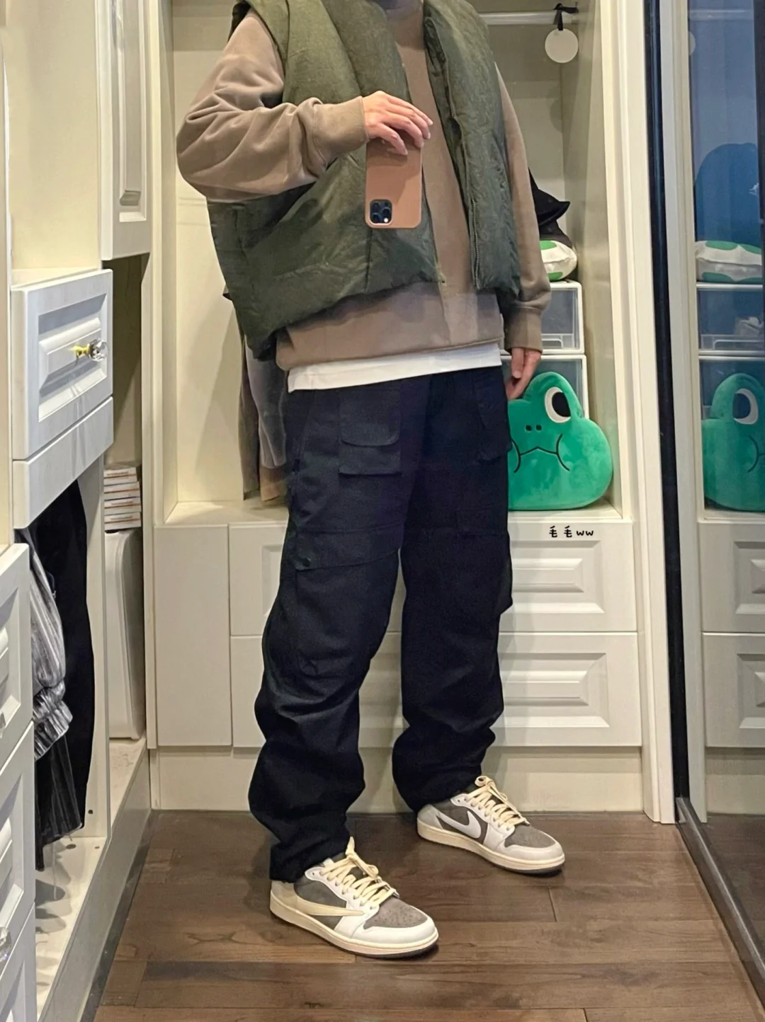 马甲叠穿｜工装裤穿搭