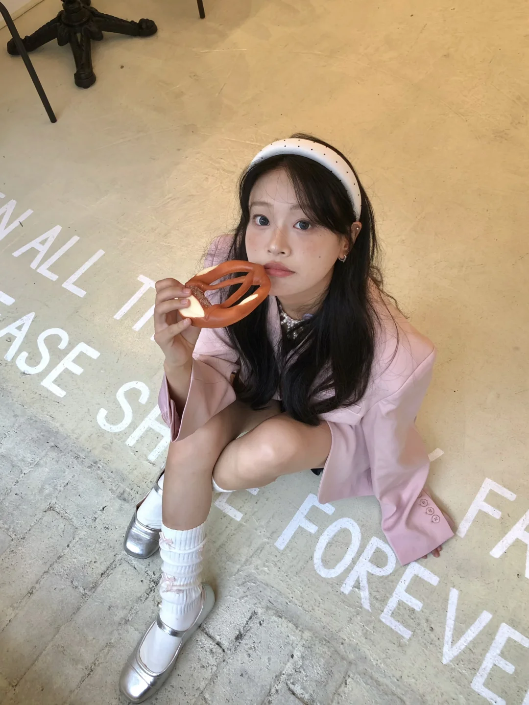 get 韩女松弛感拍照姿势🥨