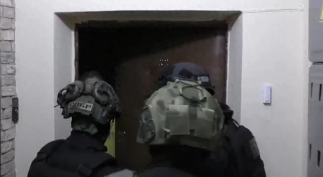 乌克兰情报部门是真没招了，正面硬刚不行，竟偷偷在网上拉人，策划了一场针对俄罗斯高