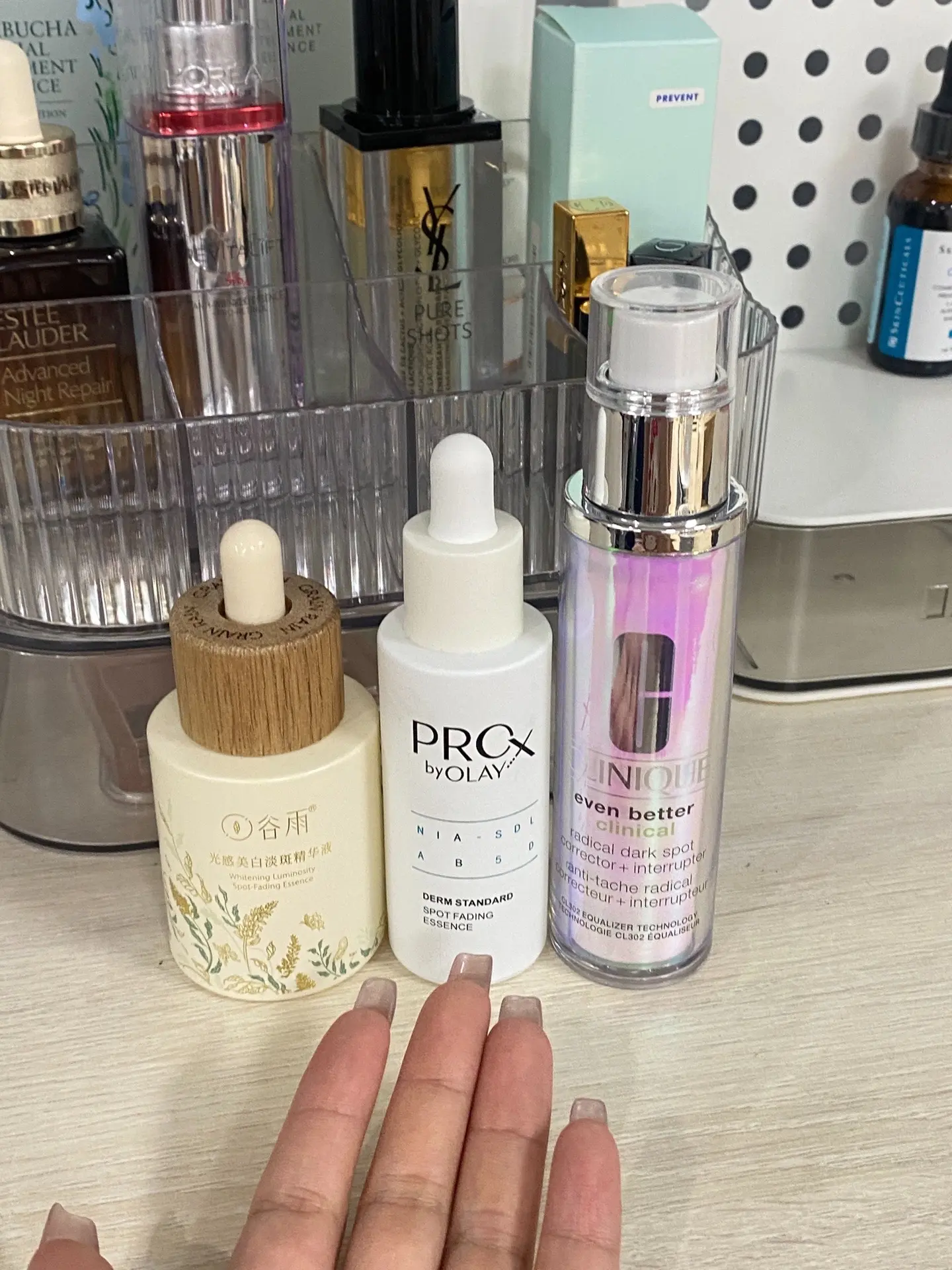 纯路人分享，po几个我用过比较震撼的淡斑精华......