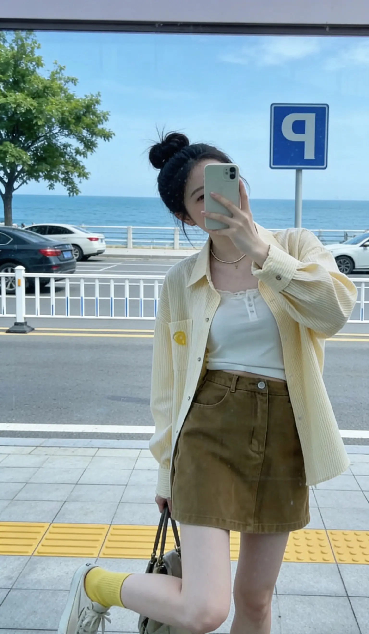 今天就是3月1号，也是三月的第一天。许个愿：希望我爱的人和爱我的人，平...