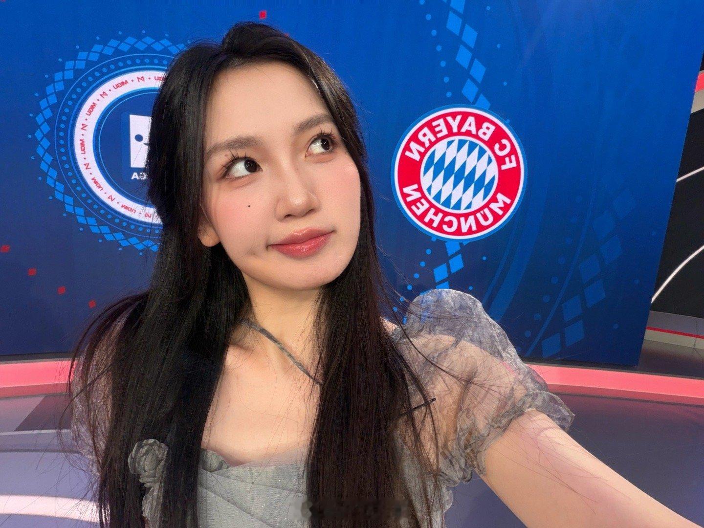 2:2美因茨的感受无语到嘴歪还好分差也没有被缩小，因为好兄弟们都平了拜仁慕尼黑