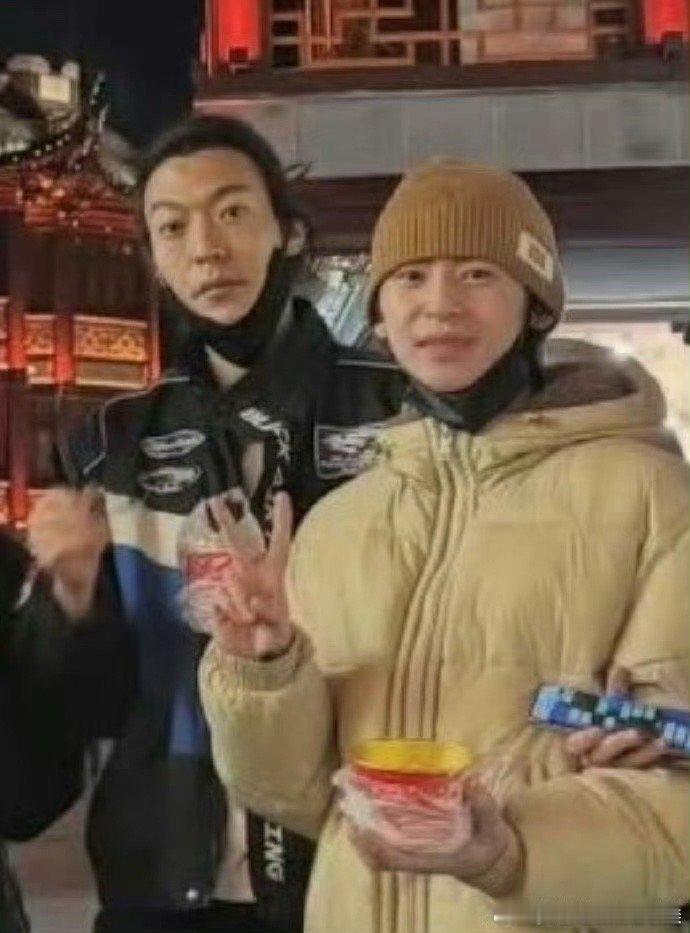 我去 王琳凯卜凡同框 谁的cp复活了 