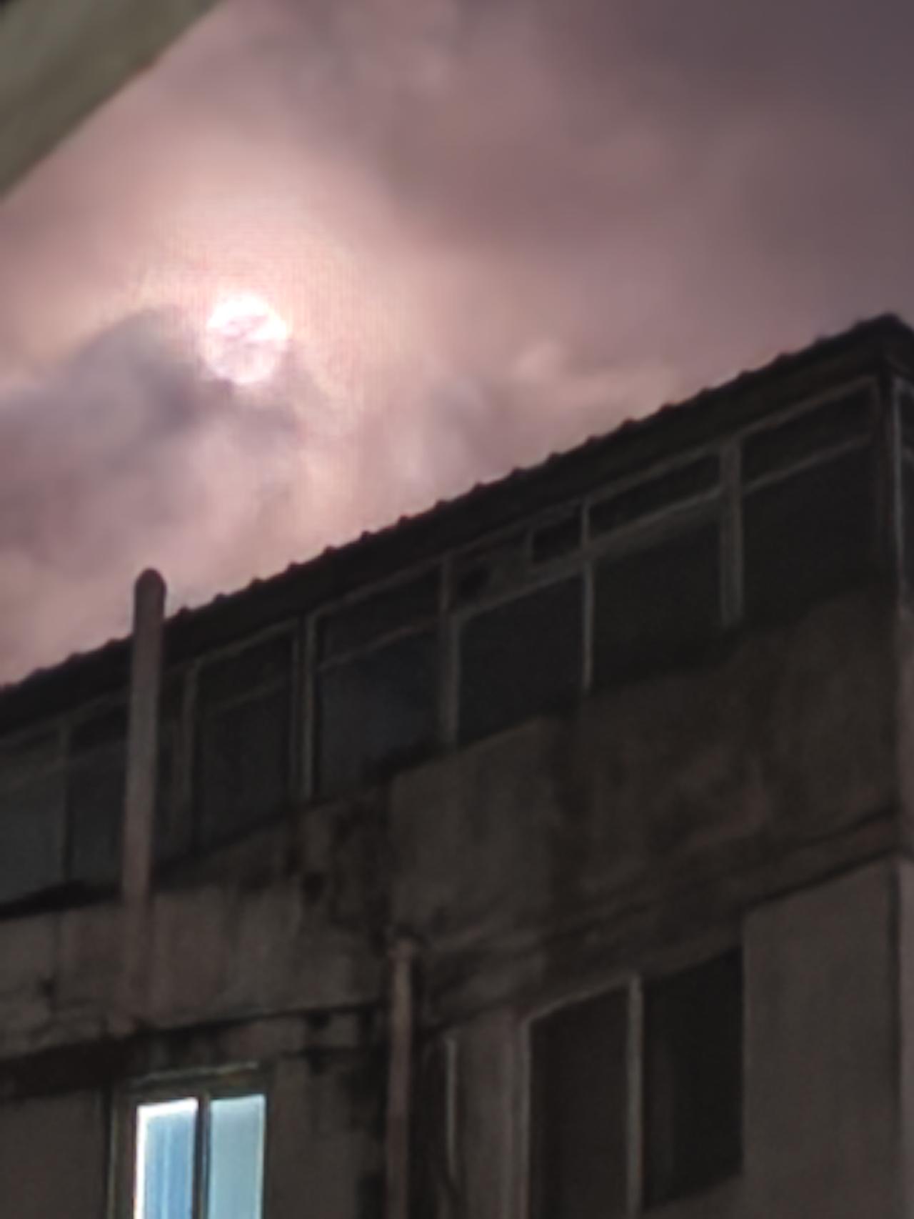 人老则多虑，思旧不求新是错误的！多数老人都在想未来，一旦老得不能生活自理，死又死