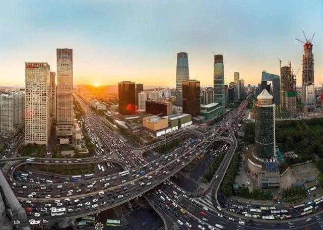 北京人口蓝皮书发布，常住人口“六连降”，但人口健康水平与文化素质位居全国前列！

