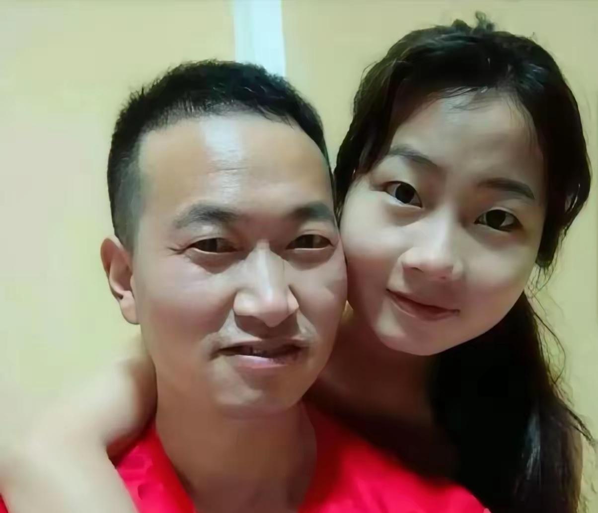 2014年，31岁的河南男子曹国强向一位和他同岁的离异女子求婚，女子表达了嫌弃，