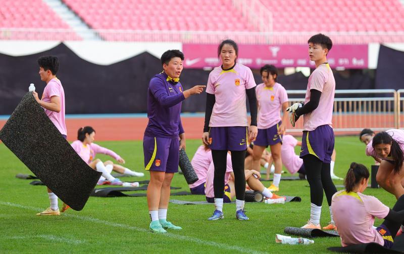 中国U17女足亚洲杯两连胜？
今晚（5月4日）19:30，U17女足亚洲杯A组迎