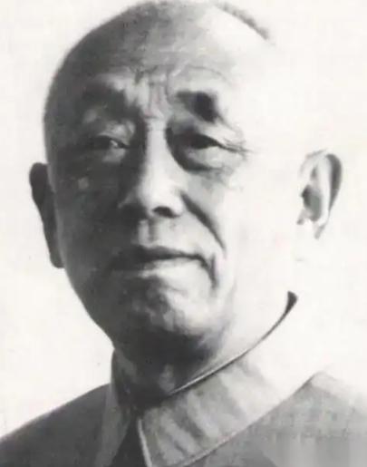 2000年，开国中将郑维山病重，病情急剧恶化，张万年了解情况后，专门让秘书去把郑