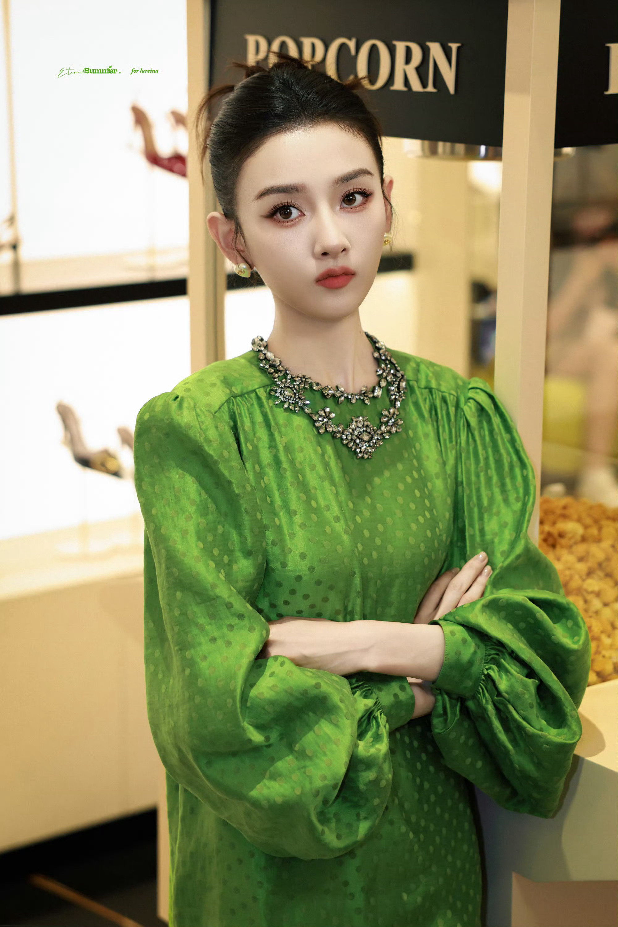 宋祖儿的脸 女娲炫技这脸部折叠度祖🦢你美得也太超过了cr.logo 