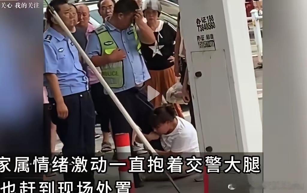 未戴头盔，只是交通违法行为，为何最后会造成一条生命的逝去呢？有人说，交警按照规定