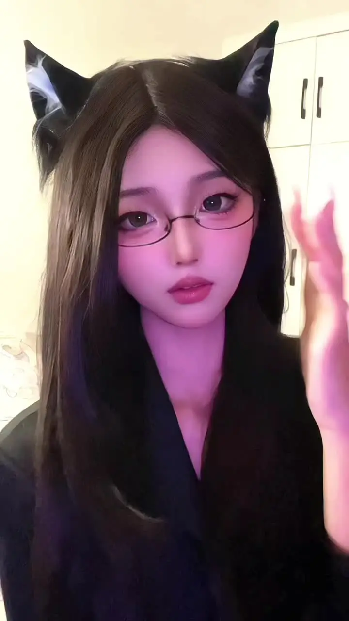 围着我转就行了 你哪有那么多的事要干