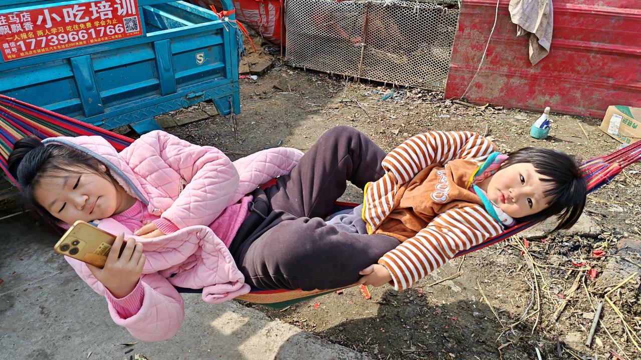 晒图笔记大赛 过年带娃的休闲时光，那真是欢乐又充实！今年过年，我带娃去了热闹的庙