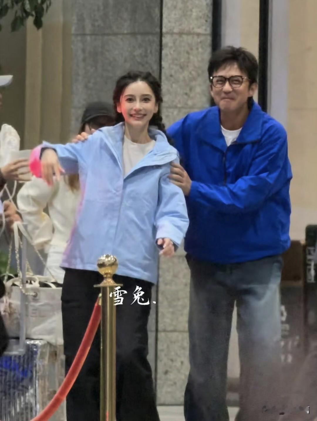 今夕是何年，邓超就这样打开了杨颖的美萌开关……
看到杨颖和邓超的新综艺录制，瞬间