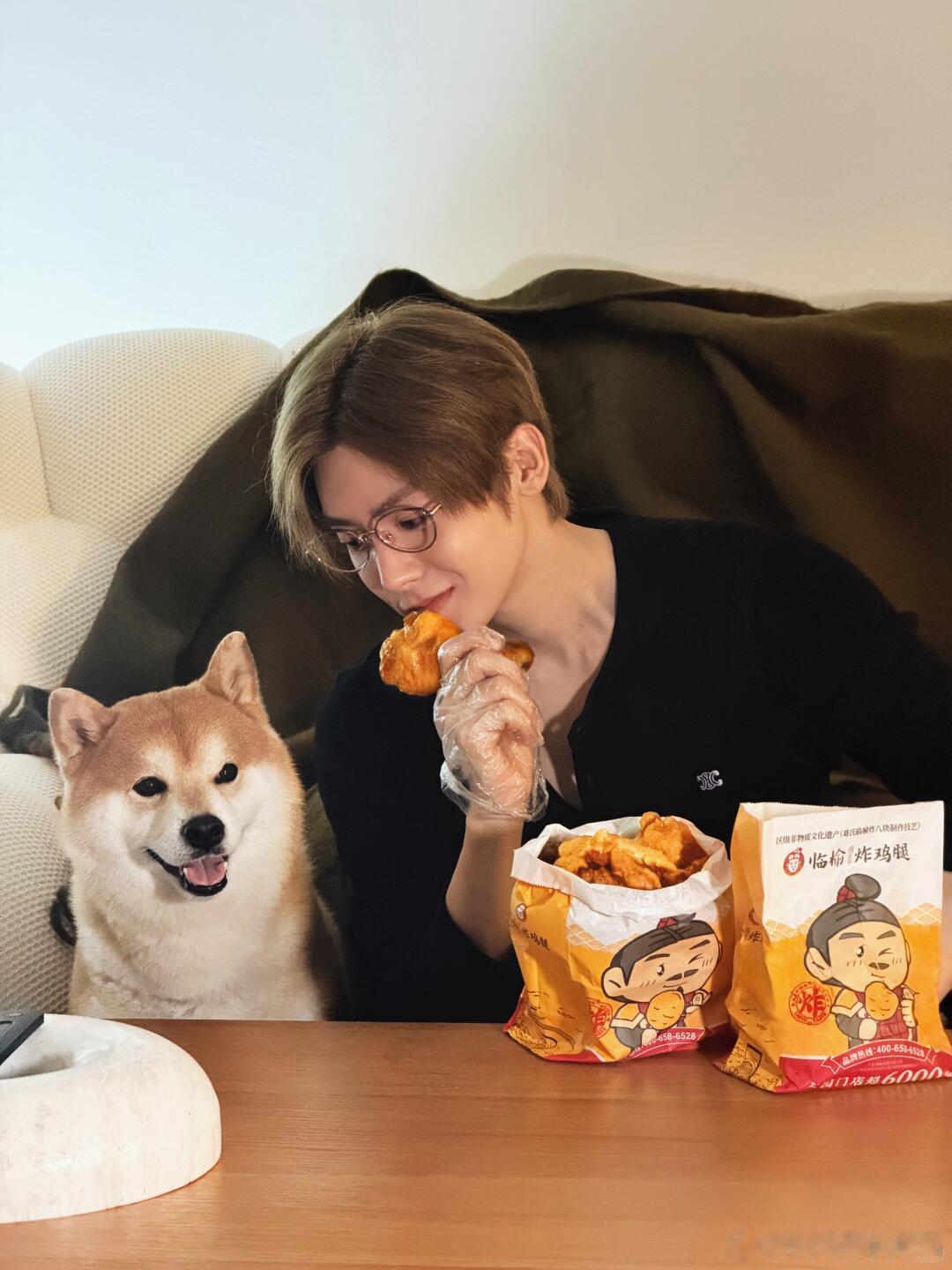 侯明昊问是投喂还是减肥 让人谈一个侯明昊怎么了🥰🥰🥰🥰 