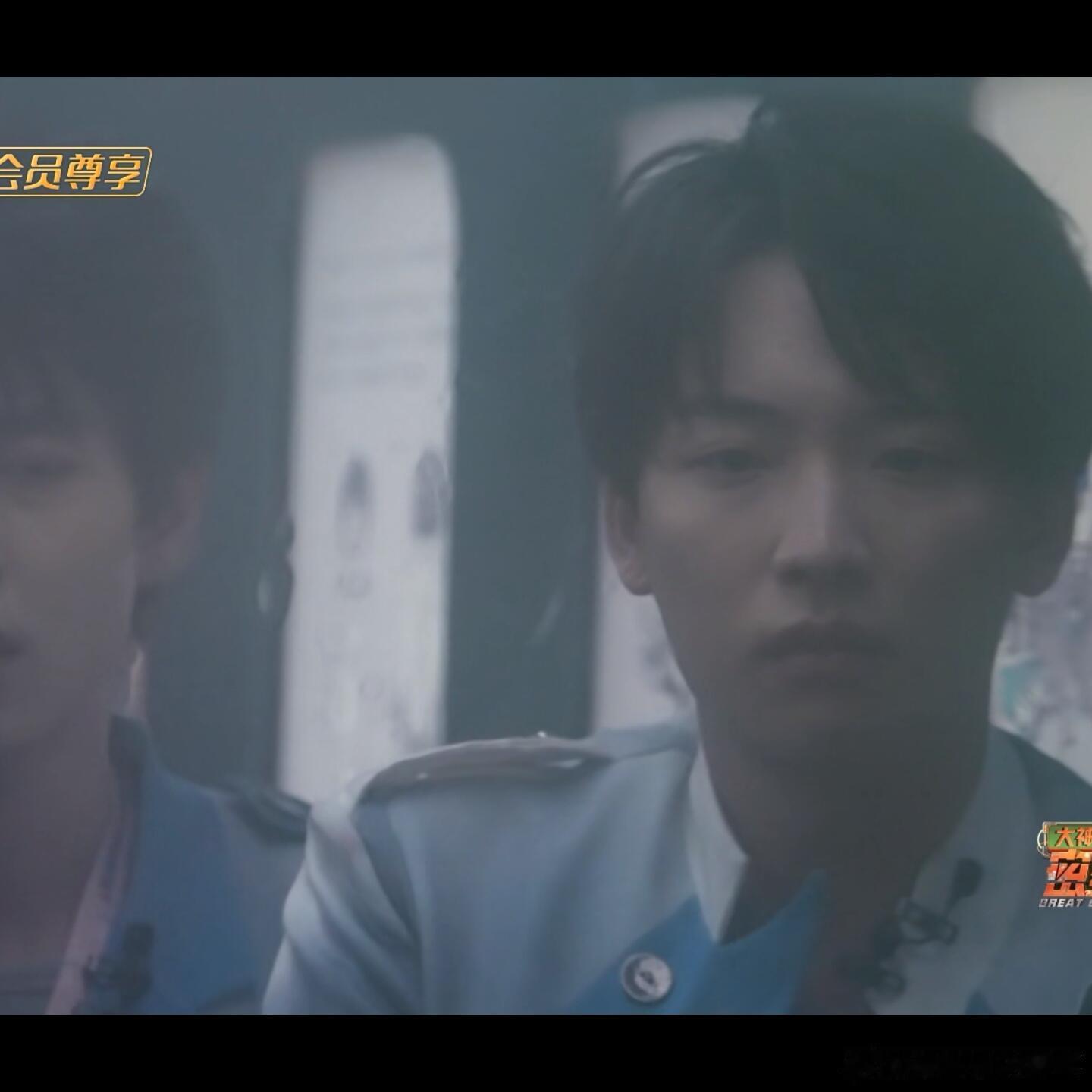 密室大逃脱[超话]  这个镜头泽林小狗好心疼…小狗心疼npc  感觉下一趴了还没