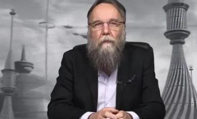 普京智囊杜金警告中国，如果中国真的要对日本下手，一定不要重蹈俄乌战争的覆辙，有些