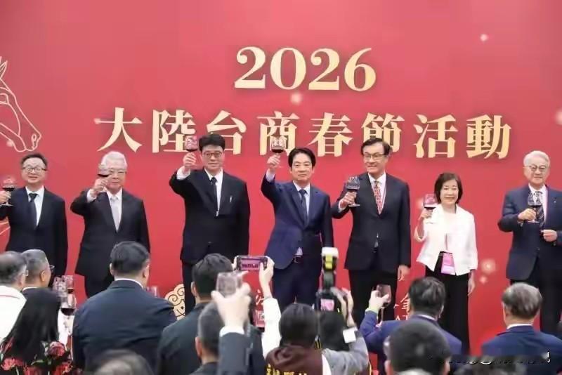 一句改口，暴露赖清德“去中国化”彻底破产
 
明人明说，不绕弯子，今天直接讲透。