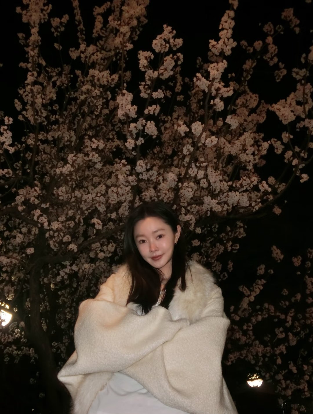 宋轶的一组日常～“📸🧩暖暖的风☀️🌸 ” 