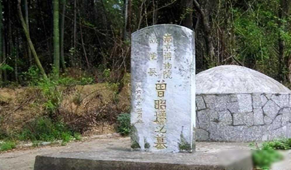 她是曾国藩的后代，在战时毅然回国，拦下了运往台湾的800多箱文物，亲手挽救了无数