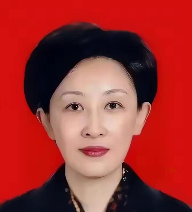 12月3日，菲律宾移民局发布消息，拦截一名叫郝某某的中国公民，她正是上了国际刑警