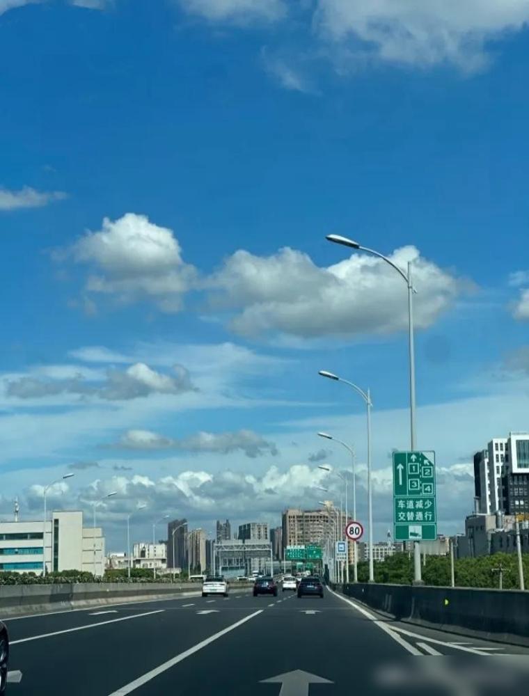 提前通知一下，大家好有个心理准备。

我前几年真的踩过好多伏天相关的坑，之前一听