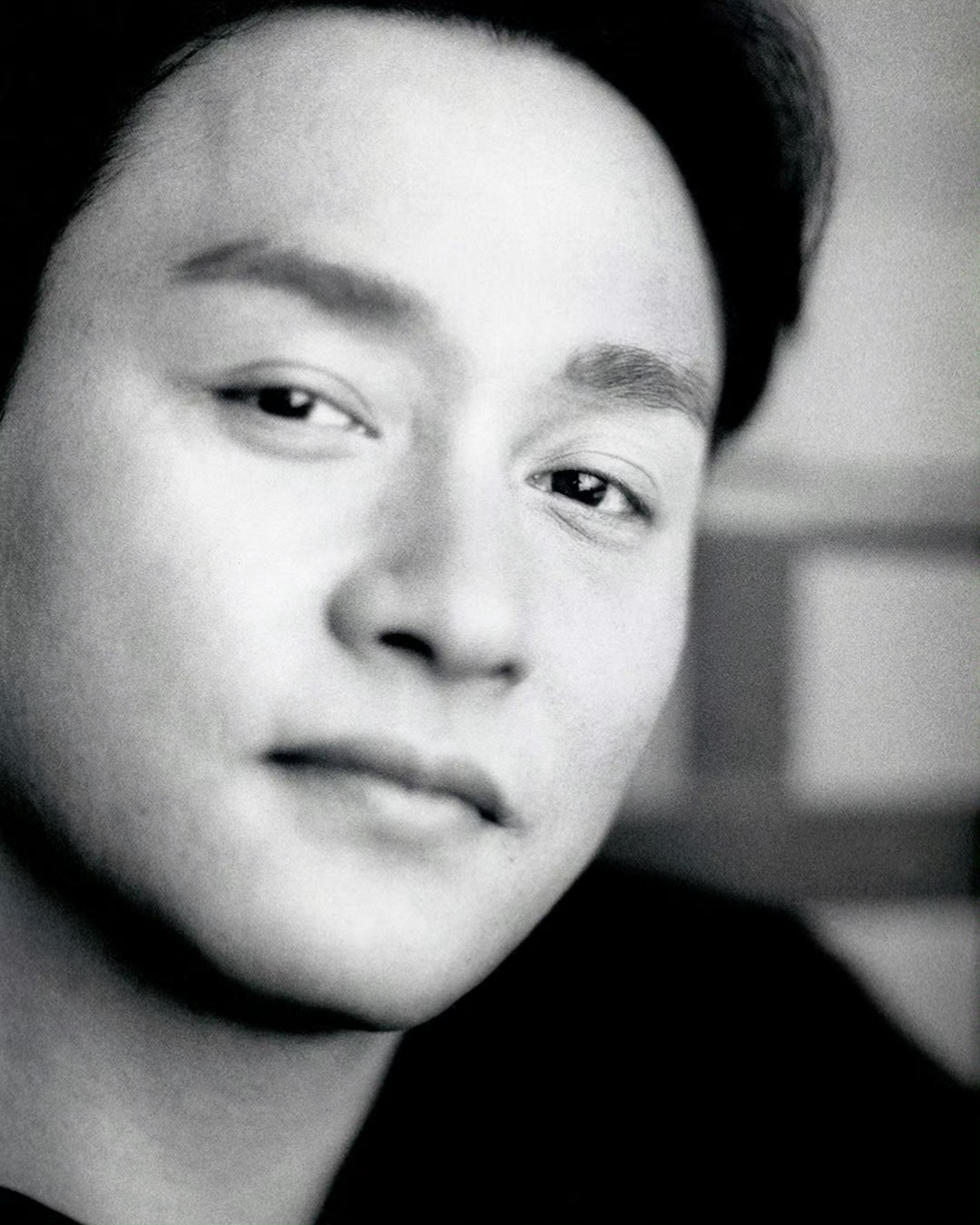 张国荣 by 韩国摄影师Kim Hyung Sun 📷 