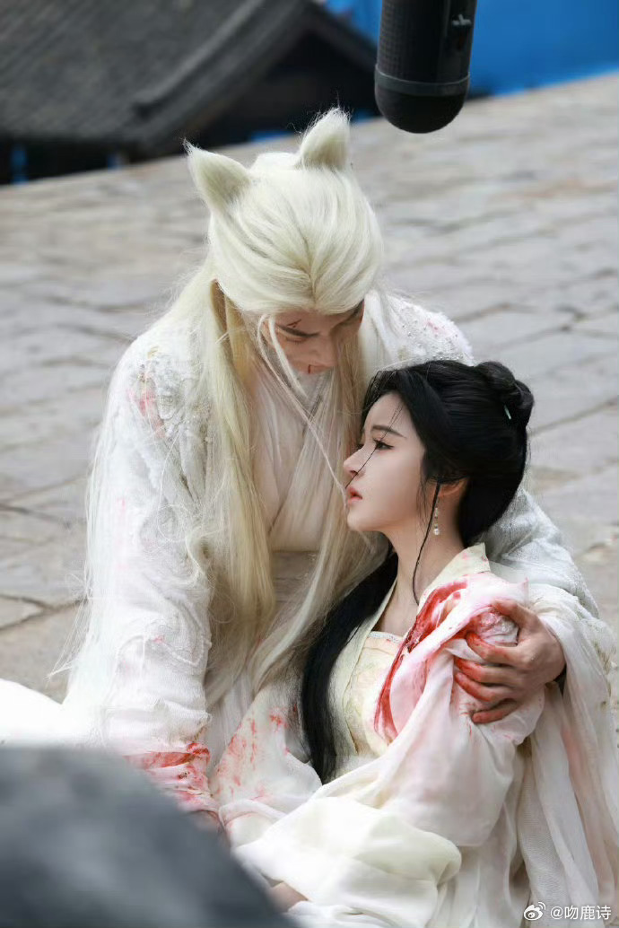 饶嘉迪吃到了夏之光的栗子糕月鳞绮纪玉小姐柳先生HE了月鳞绮纪真的太懂粉丝了！剧里