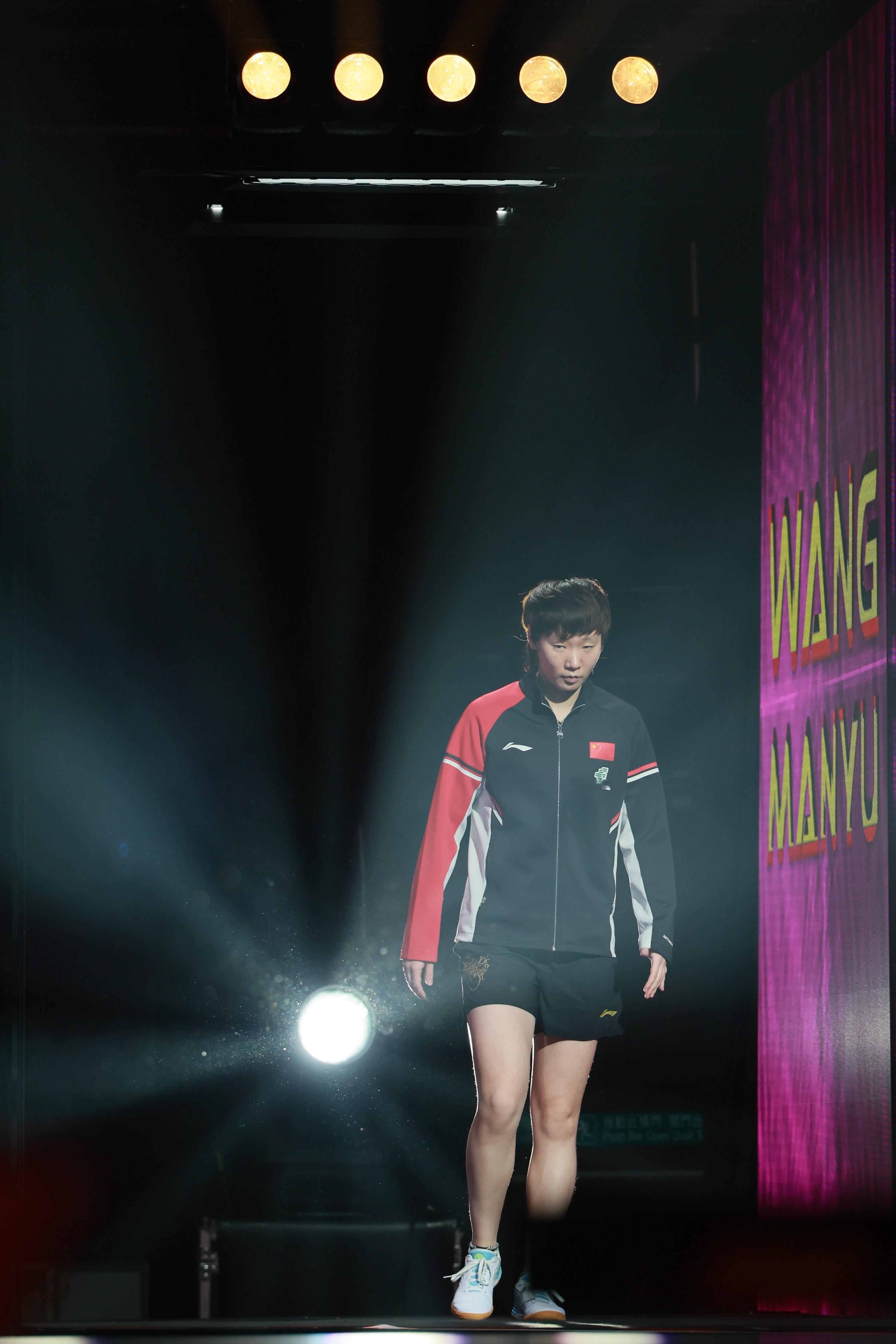 wtt香港总决赛2025 251213香港总决赛女单半决赛 | 中体王曼昱4比0