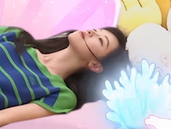 我嘟360度无死角的美貌啊……随便一躺都好看 