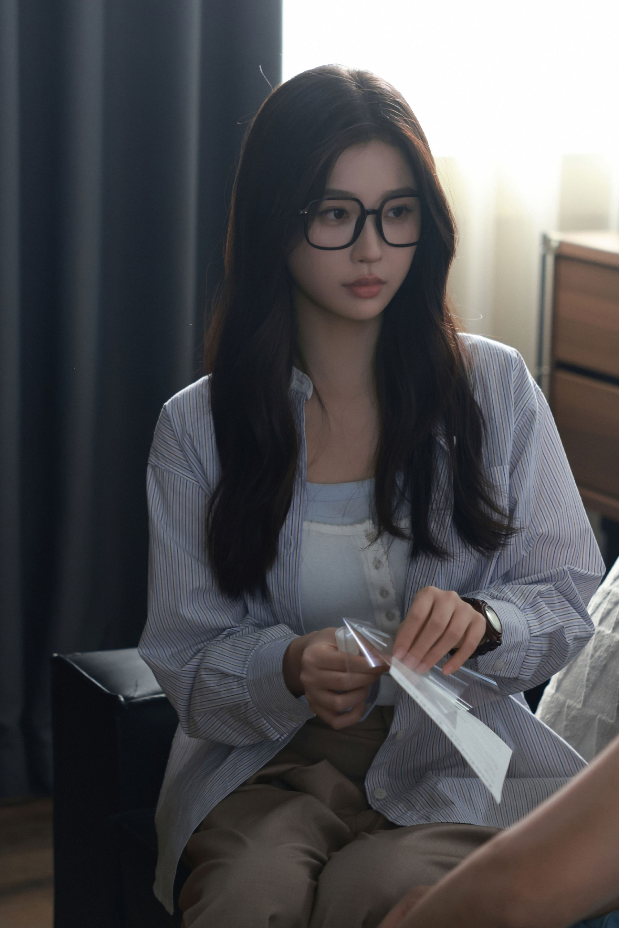 眼镜妹嘿嘿眼镜妹 