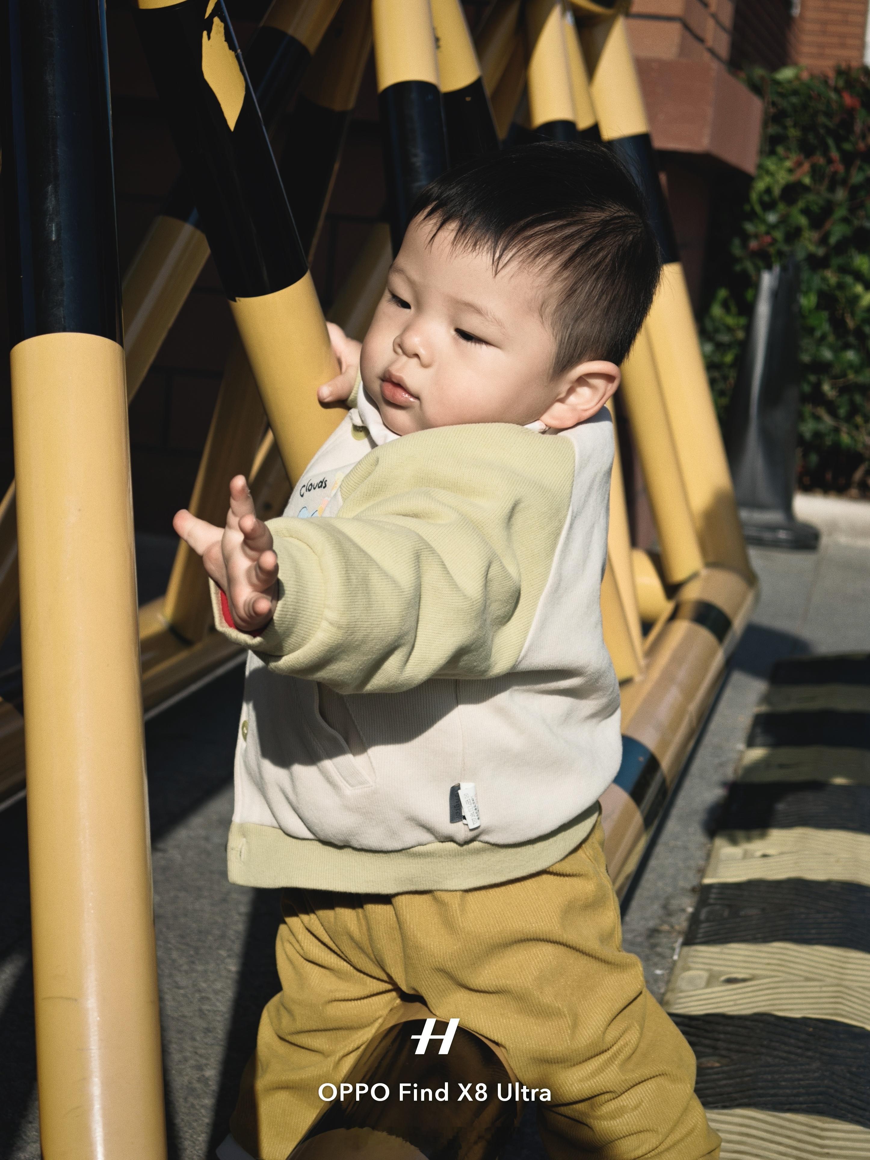 用Find X8 Ultra大师模式给铝合金拍了组照片光和影配合的恰到好处太有感