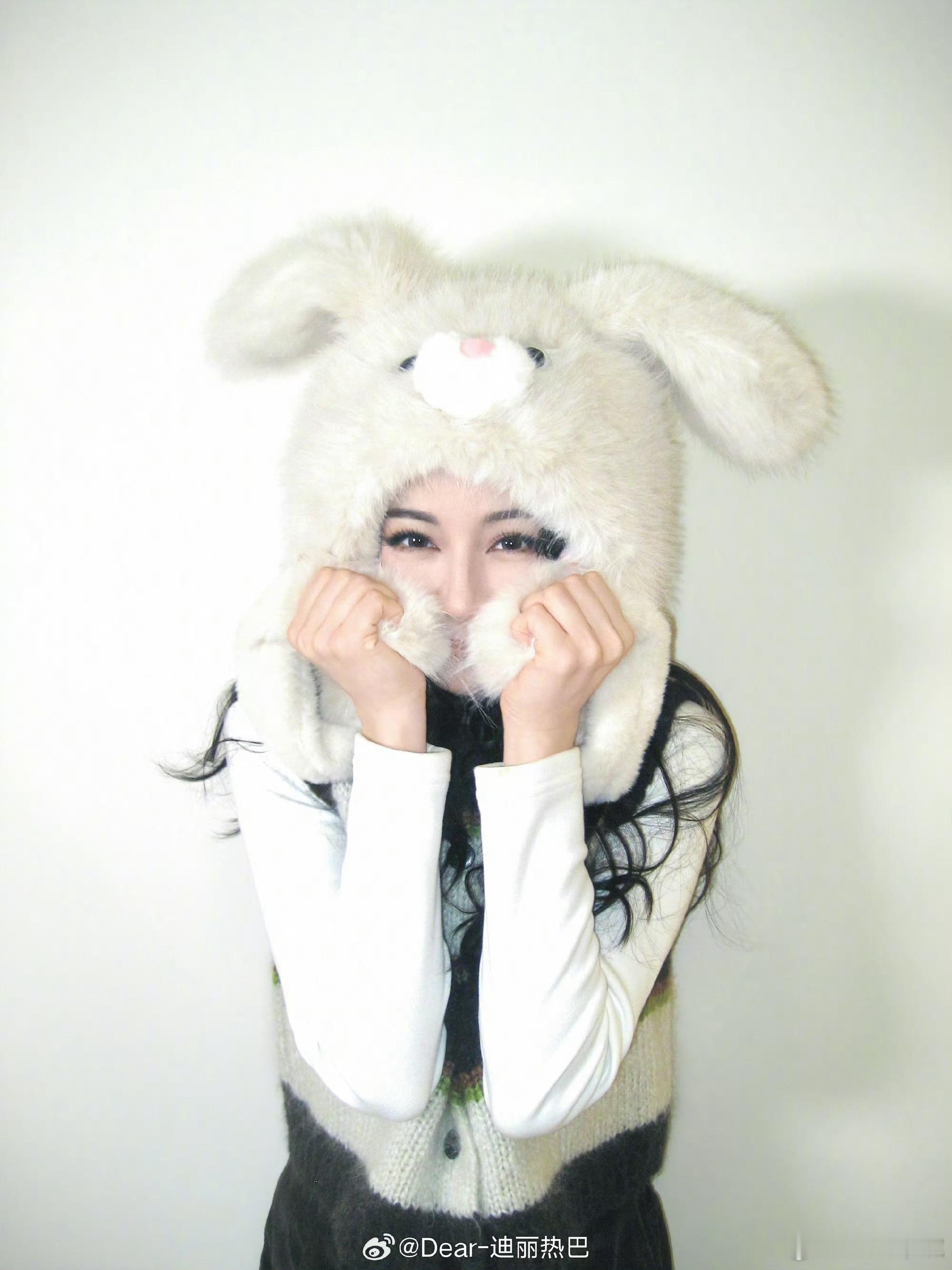 迪丽热巴陈飞宇将录你好星期六天啦噜～是毛茸茸大王⁺ 💭⊹✭ ˚🐰 热巴毛茸茸