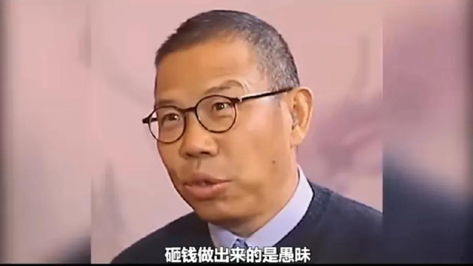 谁说农夫山泉没有做过慈善？看看他的捐赠记录：

2001年，“一分钱一瓶水”活动