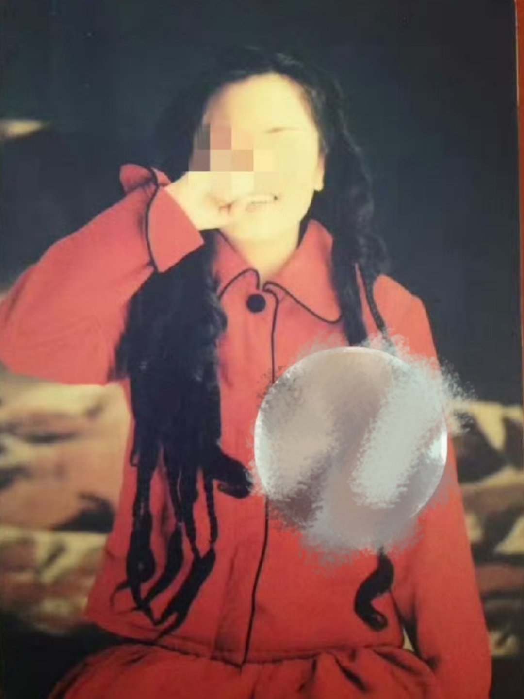 胡歌初恋女友再曝更多细节 一位自称胡歌初恋女友的女子主动联系媒体，并曝光了两封胡