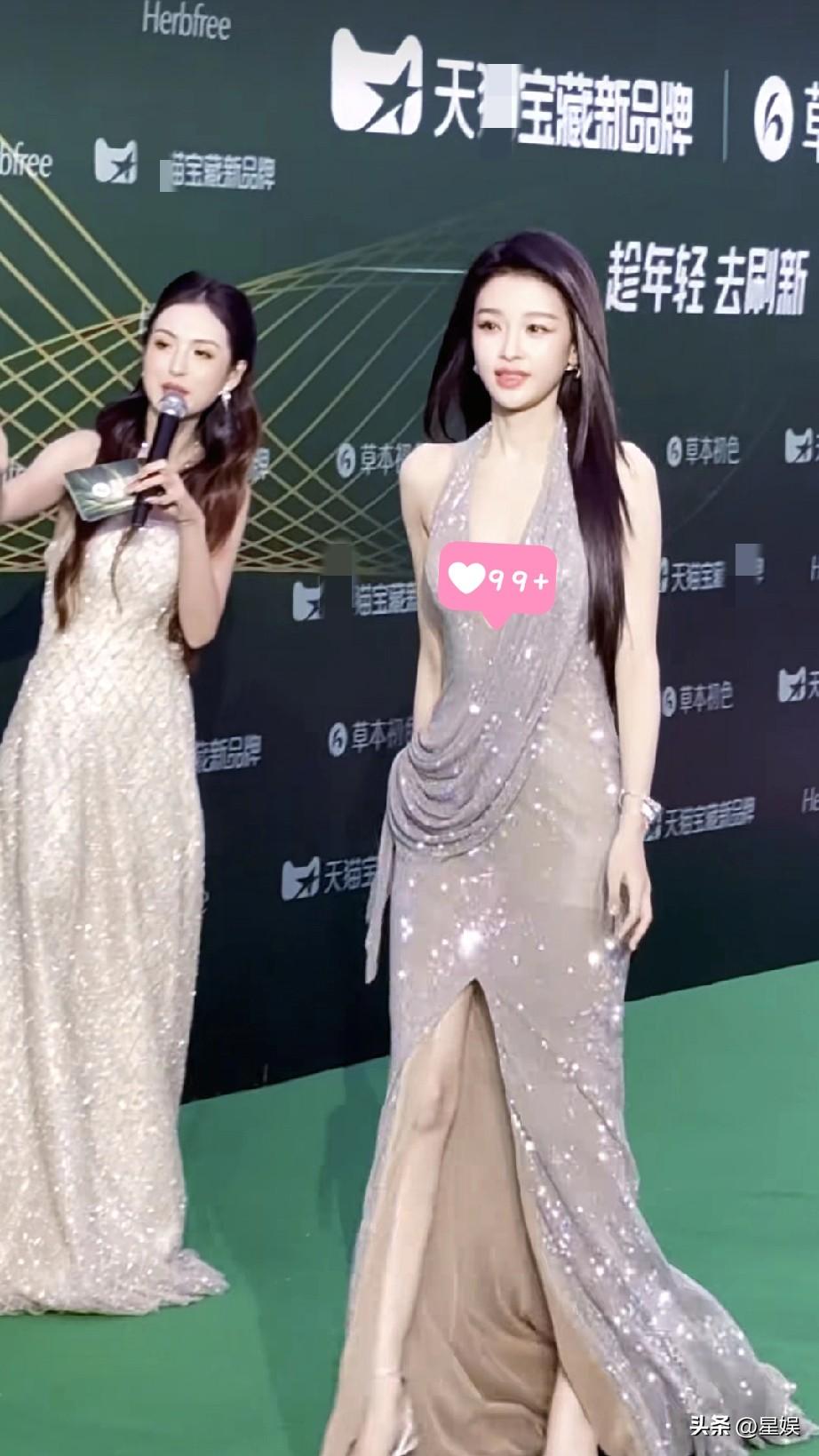 孙怡在红毯上闪亮登场